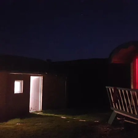 Roulotte Climatisee Avec Piscine Naturelle